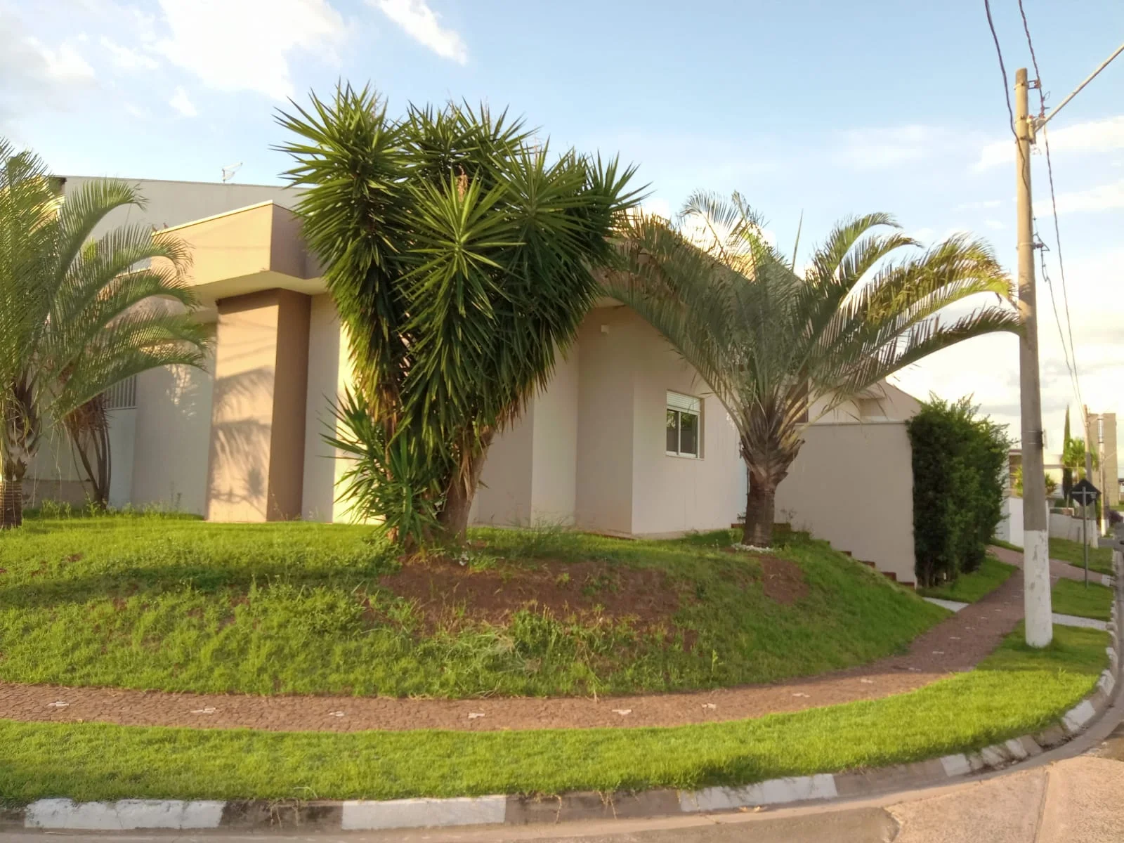 PHOTO-2025-11-25-19-41-07(1)